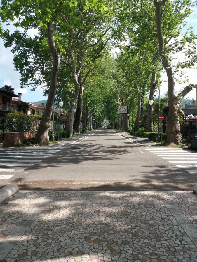 La Piazzetta Apartment Bolsena Luaran gambar